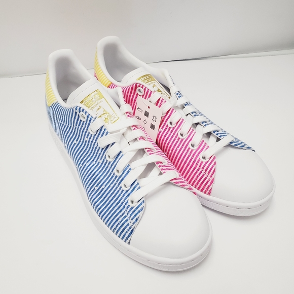 adidas Shoes | Adidas Stan Smith Pride Love Unites Fy92size 8 | Poshmark